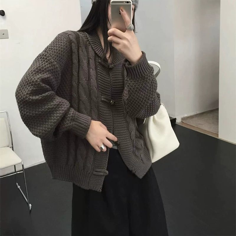 Collar long sleeved sweater