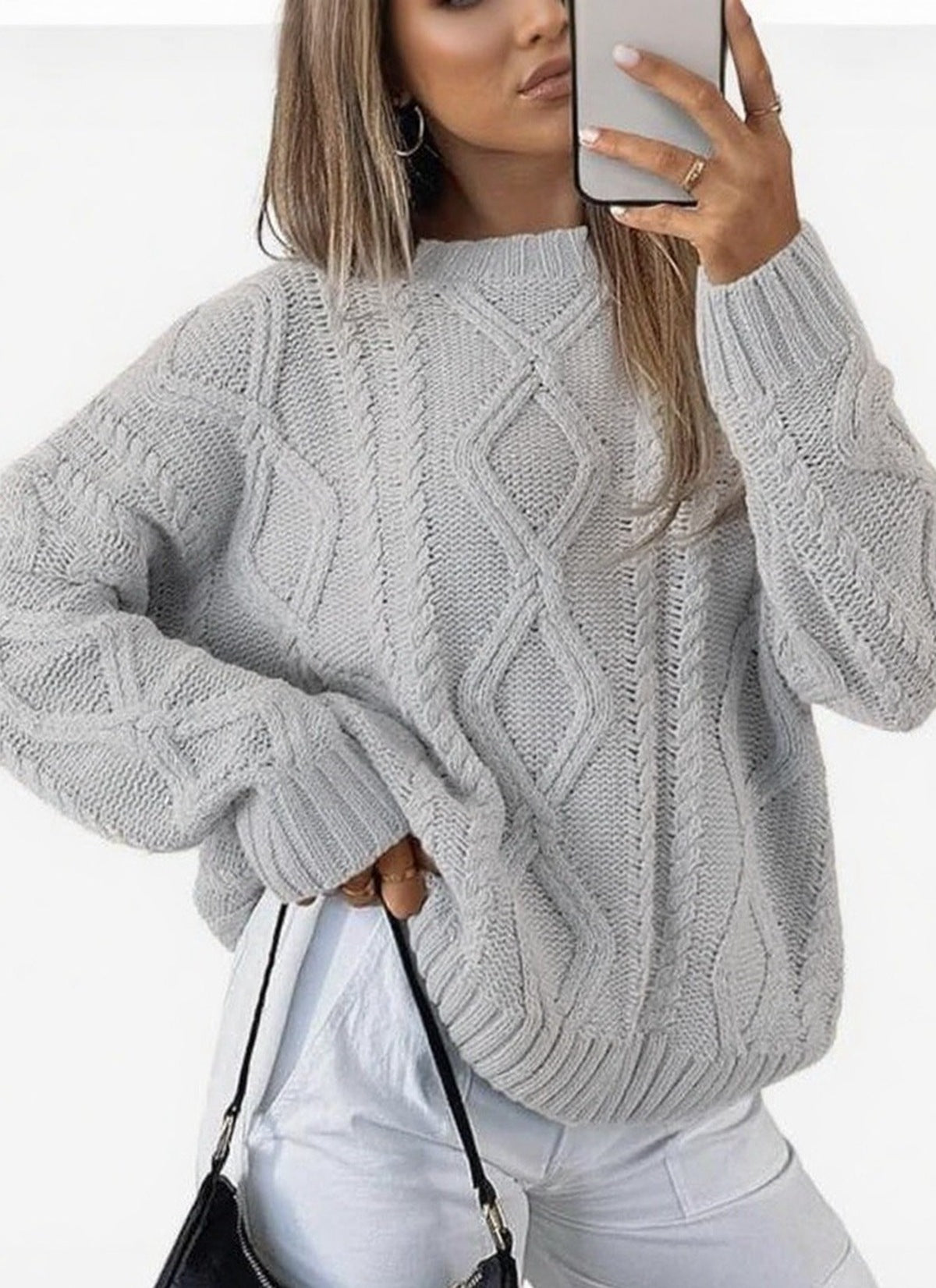 Loose long sleeved women's sweater