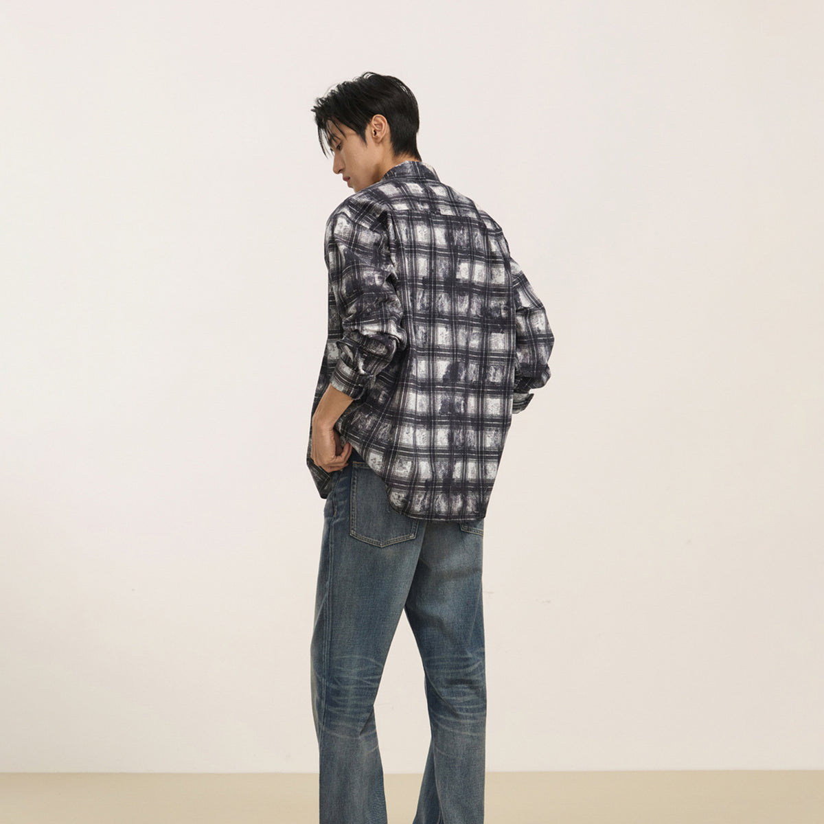 Men's Retro Plaid Turn-Down Collar Loose Cotton Casual Shirt