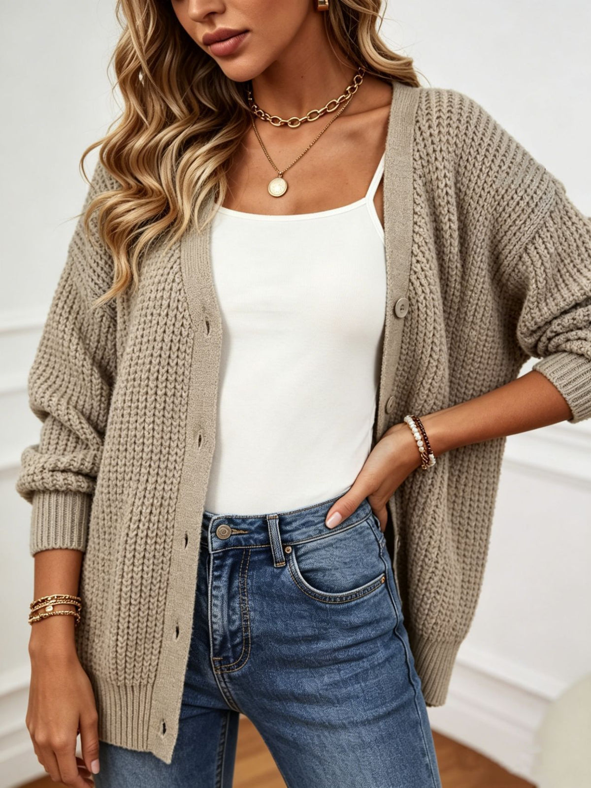 V-neck cardigan single breasted solid color sweater
